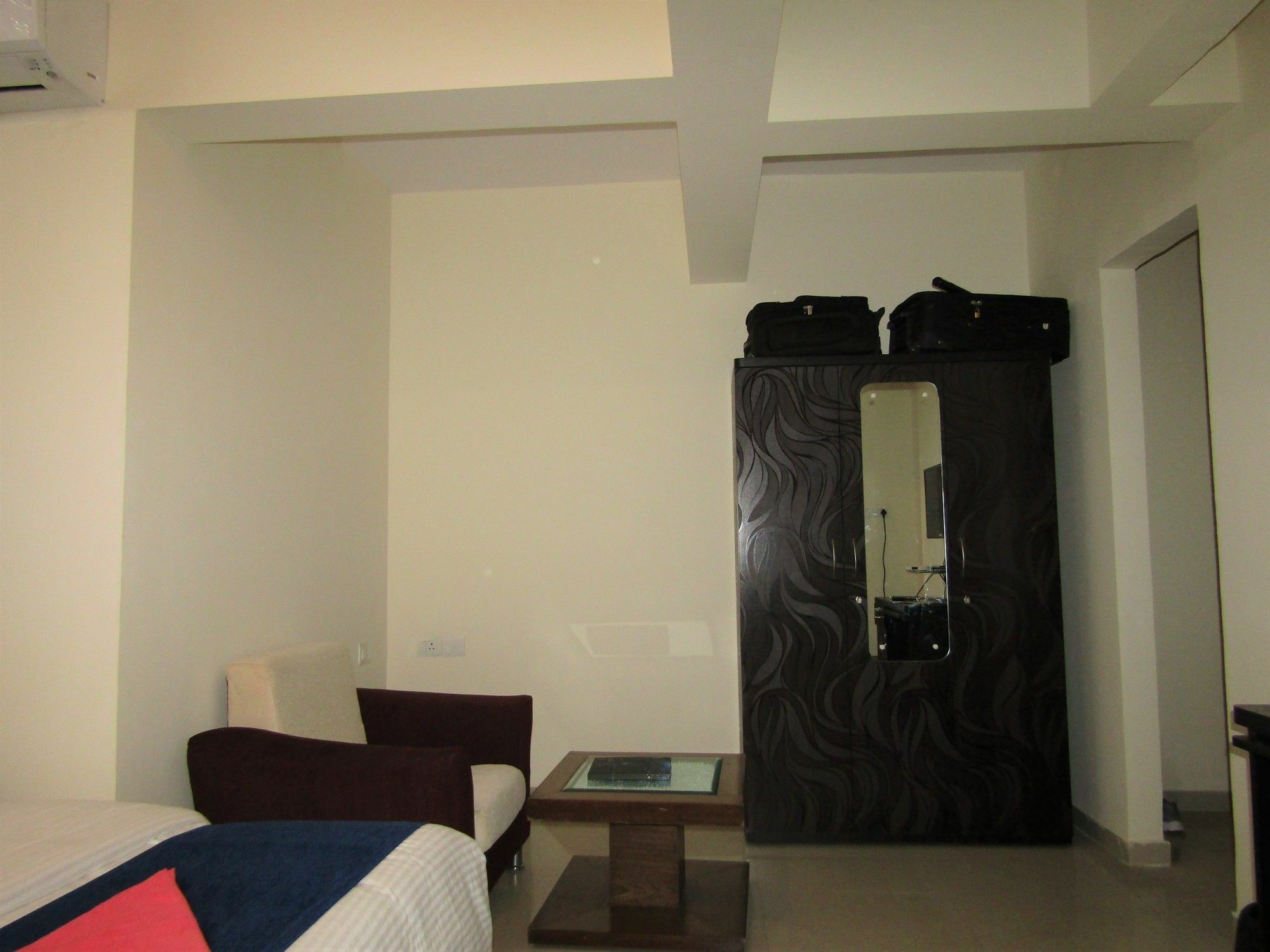 Dreams Apartment Mumbai Exterior photo
